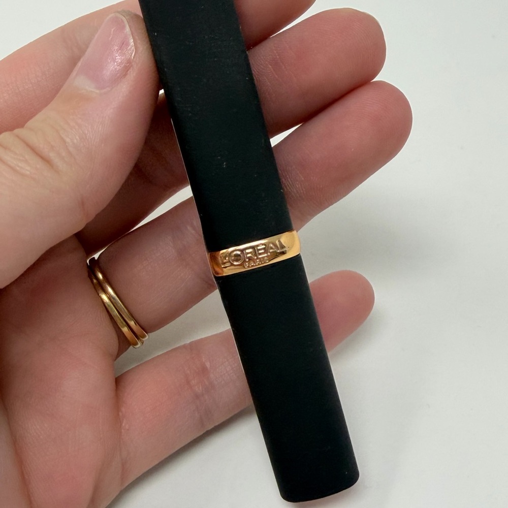 L'Oreal Intense Volume Matte Lipstick - Le Rosy Confident